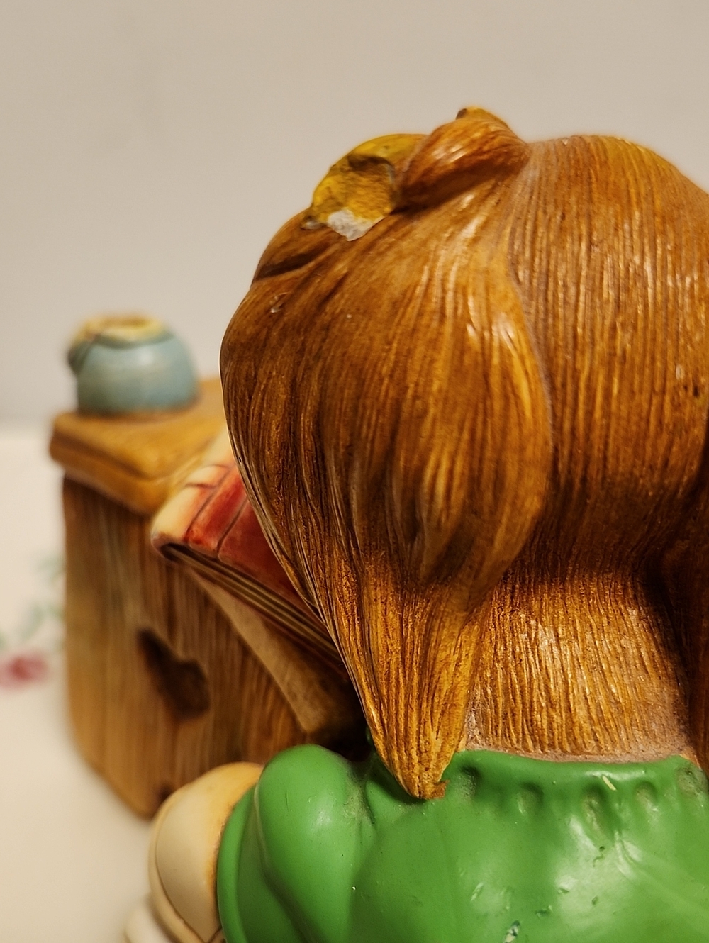 Pendelfin Boswell Desk Rabbit Figure - Picture 5 of 5